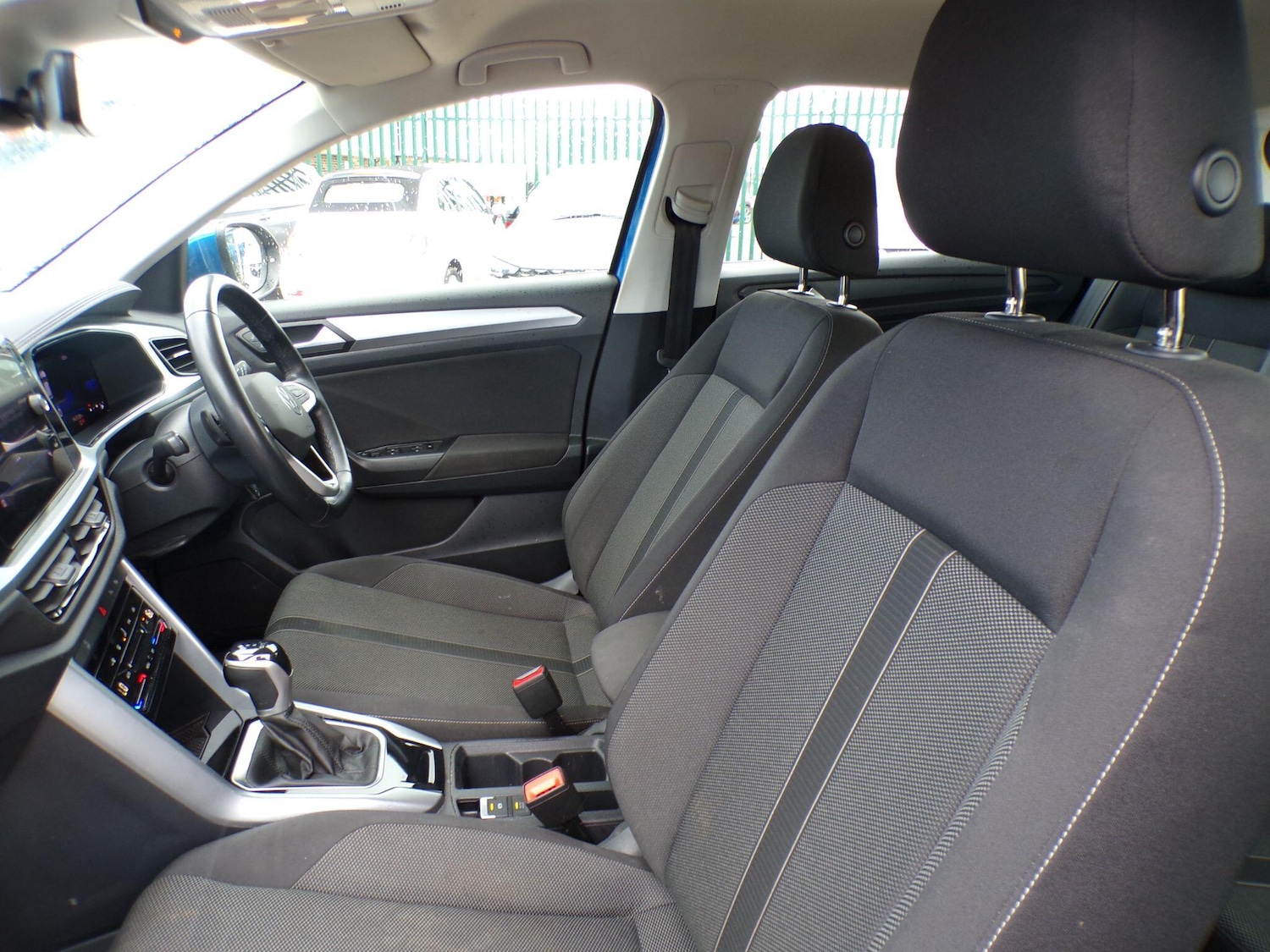 Used Volkswagen T-Roc 2023 for sale - 78086204: Photo 15