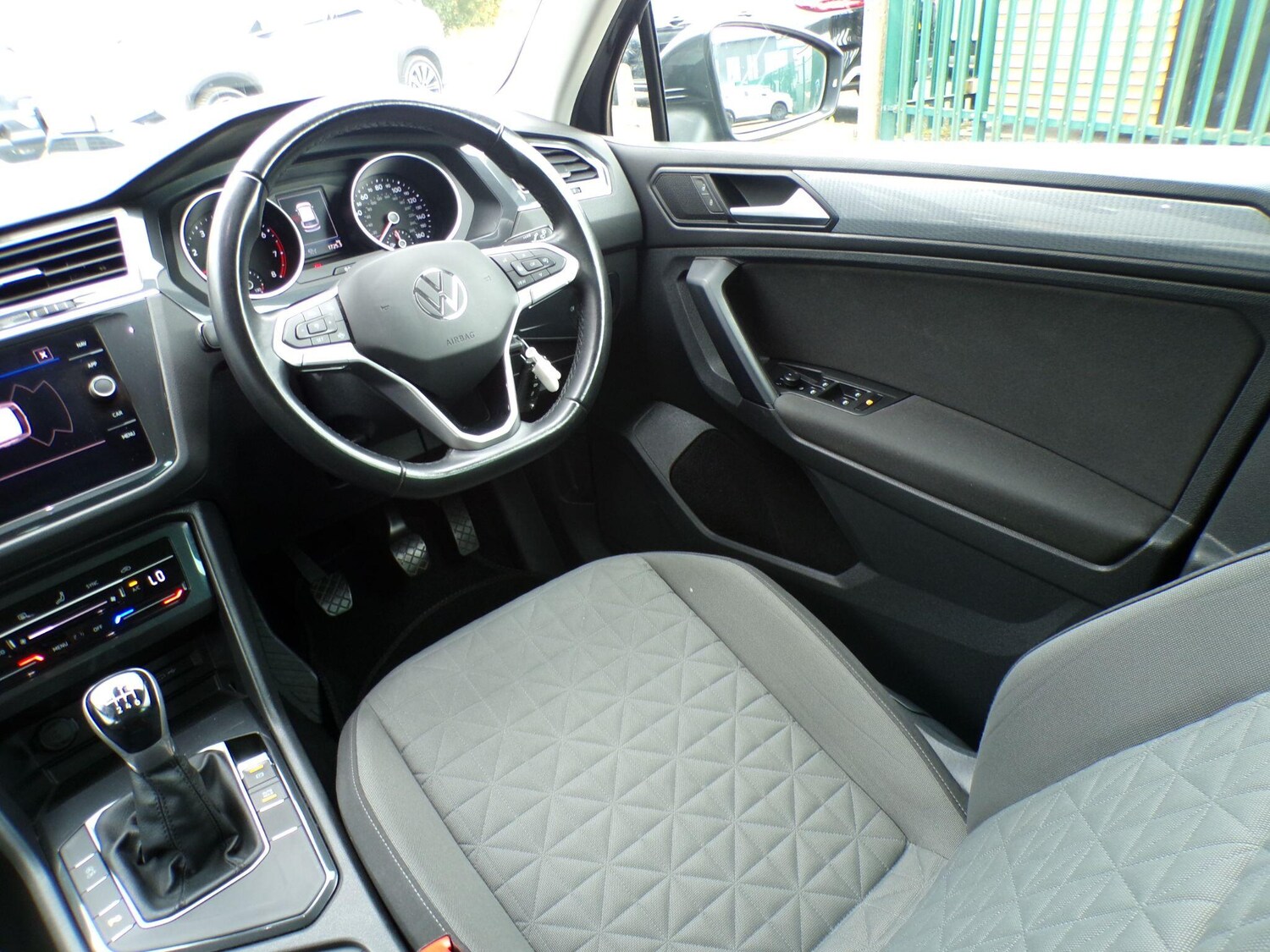 Used Volkswagen Tiguan 2021 for sale - 76284064: Photo 16