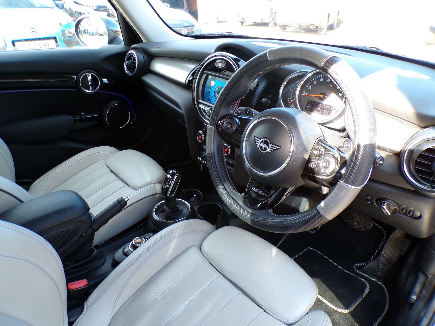 Used MINI Hatch 2018 for sale - 77823581: Photo 12