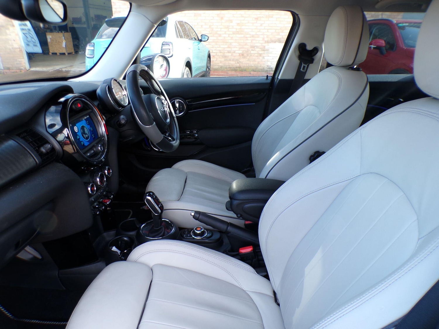 Used MINI Hatch 2018 for sale - 77823581: Photo 17