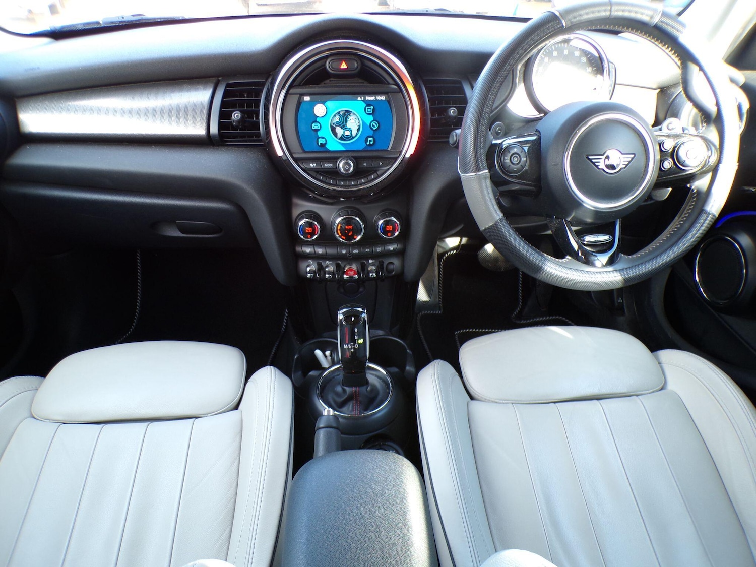 Used MINI Hatch 2018 for sale - 77823581: Photo 19