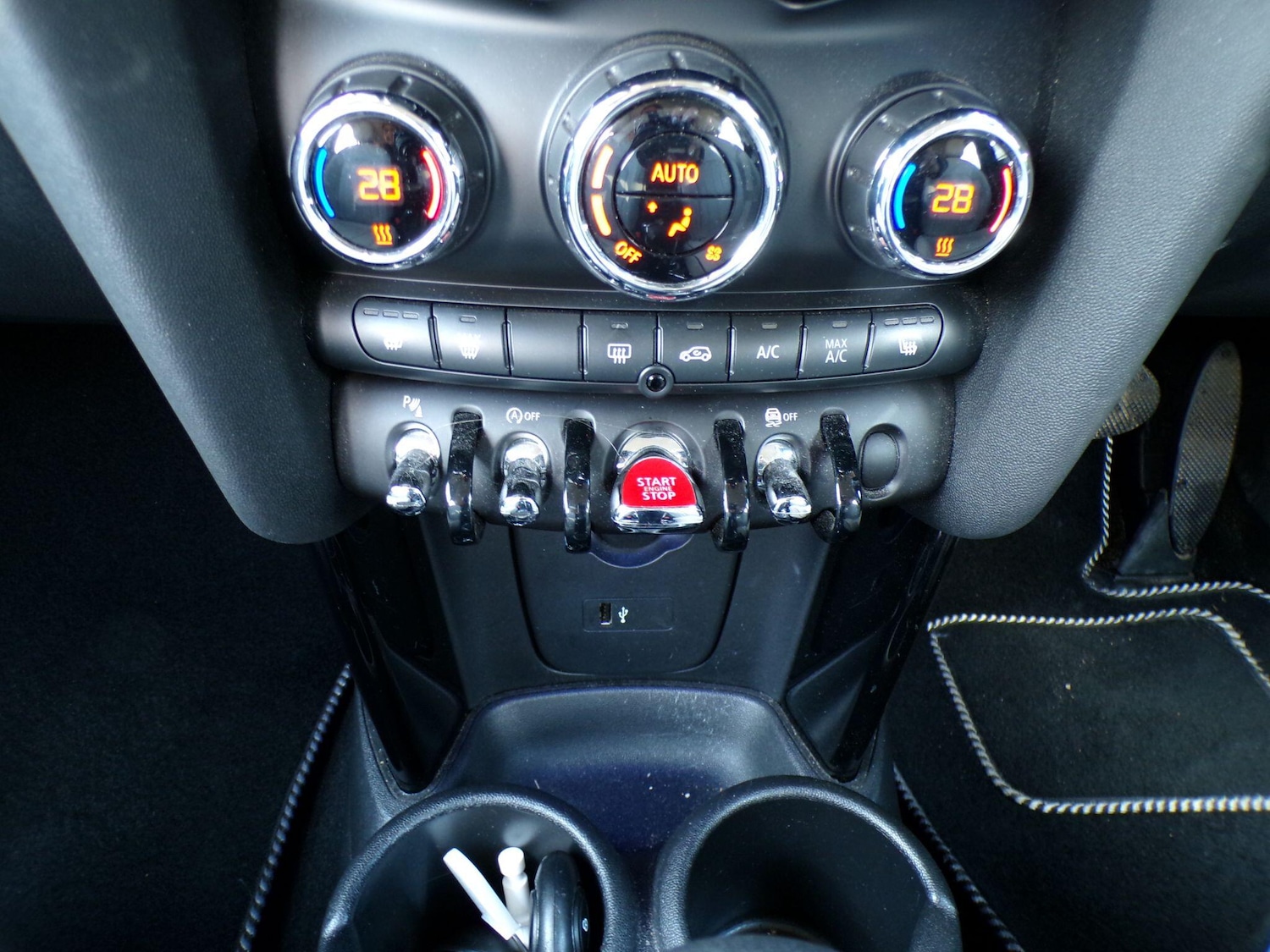 Used MINI Hatch 2018 for sale - 77823581: Photo 24