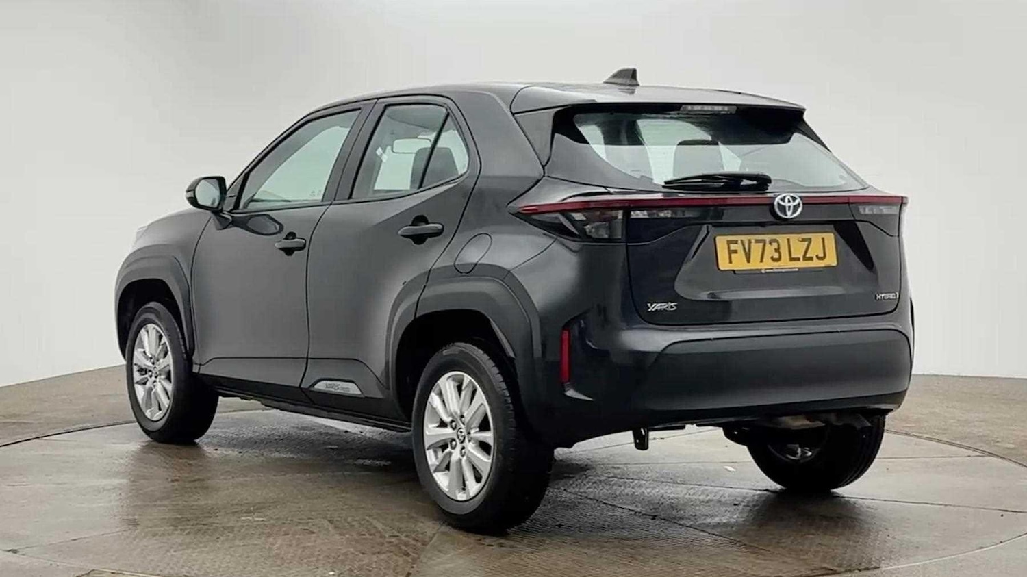 Used Toyota Yaris Cross 2023 for sale - 78157090: Photo 3