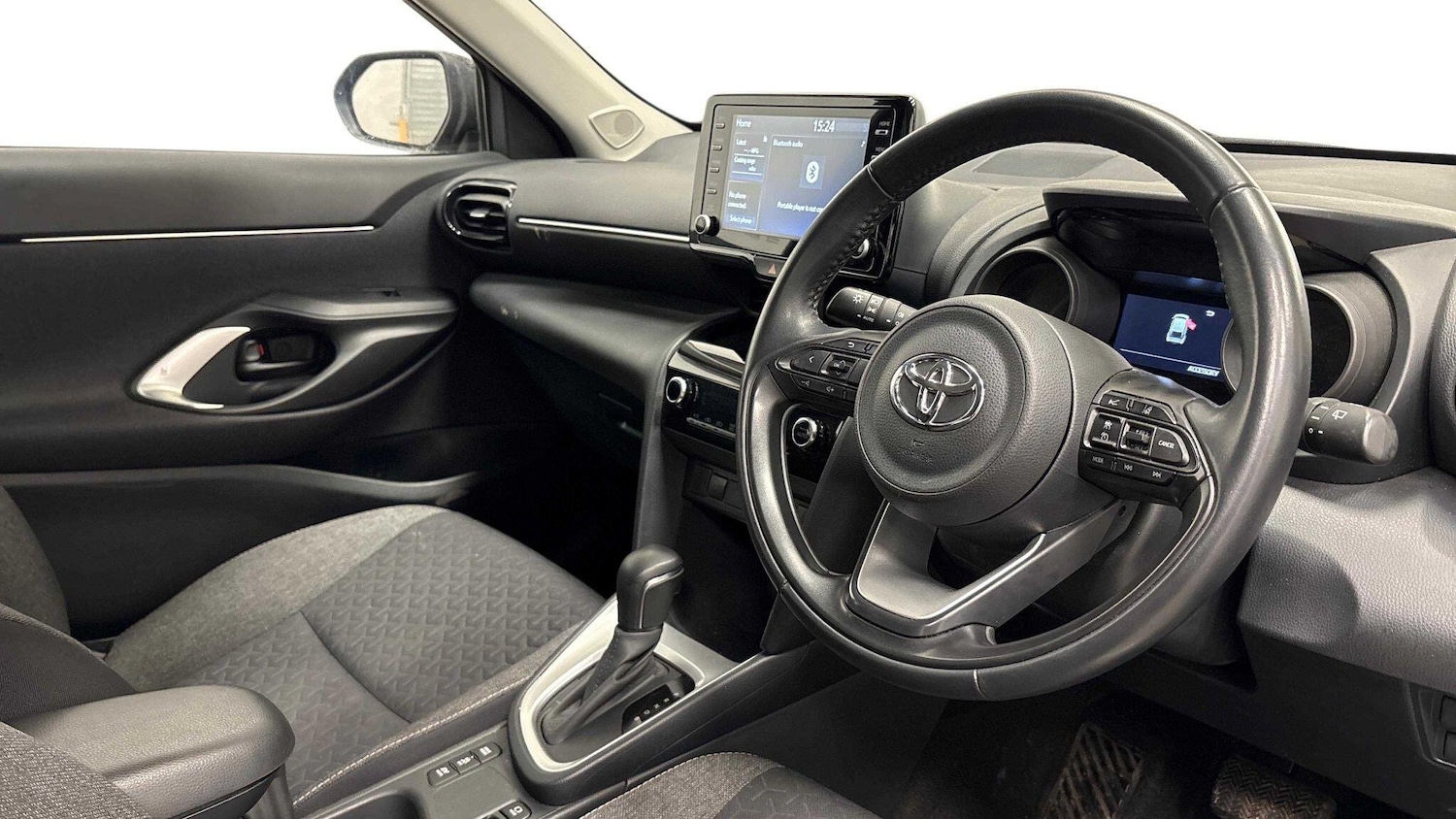Used Toyota Yaris Cross 2023 for sale - 78157090: Photo 6
