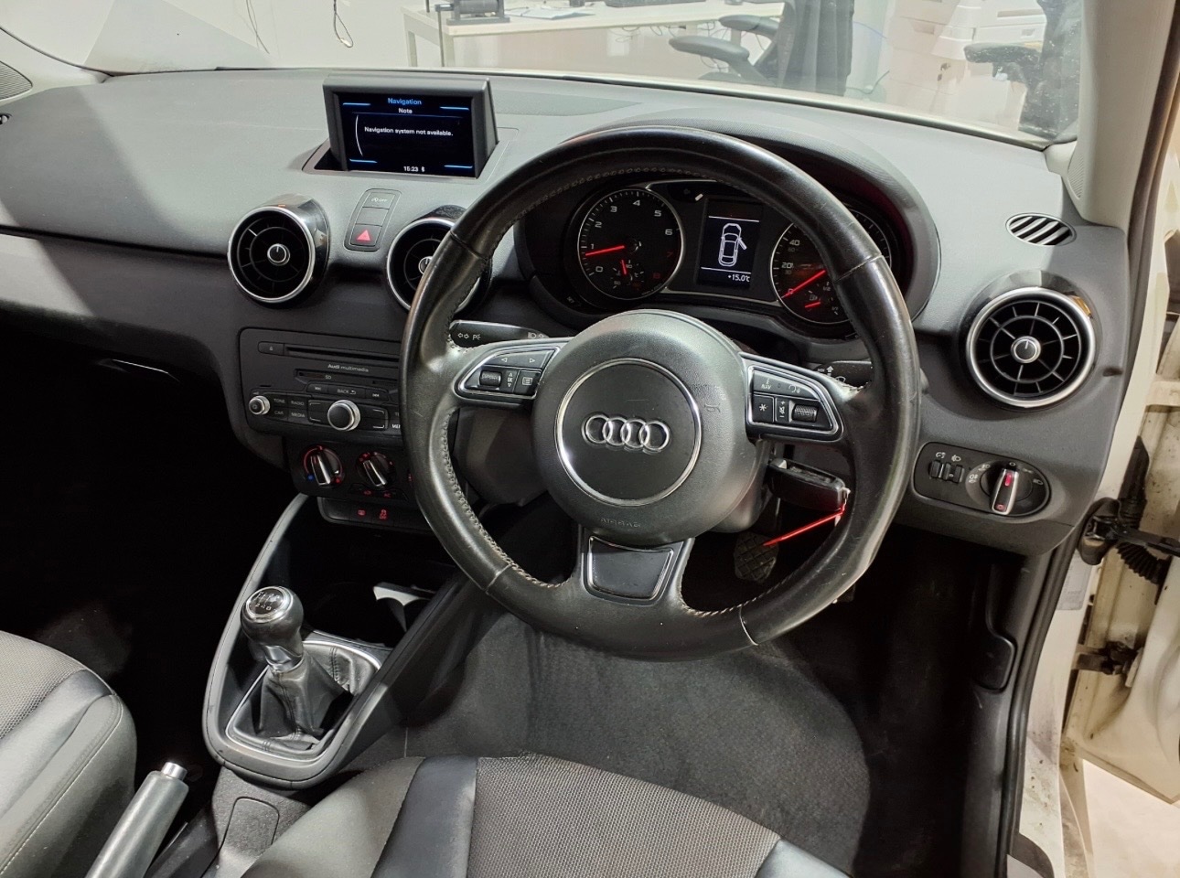 Used Audi A1 2014 for sale - 76541680: Photo 4