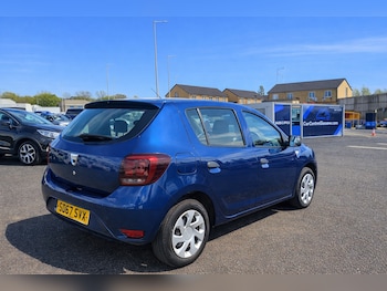 Used Dacia Sandero 2017 for sale - 78459615: Photo