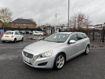 Used Volvo V60 2010 for sale - 76544405: Photo