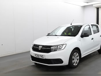 Used Dacia Sandero 2018 for sale - 76627370: Photo