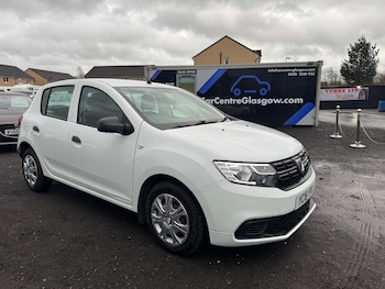 Used Dacia Sandero 2018 for sale - 76627370: Photo