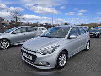 Used Hyundai i20 2017 for sale - 78196574: Photo