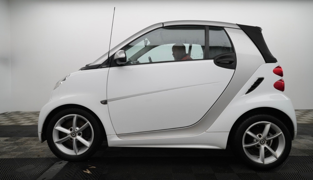 Used smart fortwo 2011 for sale - 76780065: Photo 2