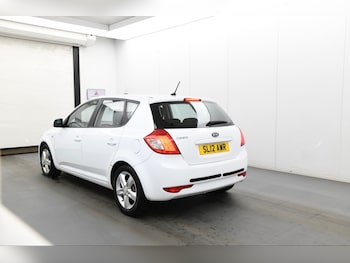 Used Kia Ceed 2012 for sale - 77572499: Photo