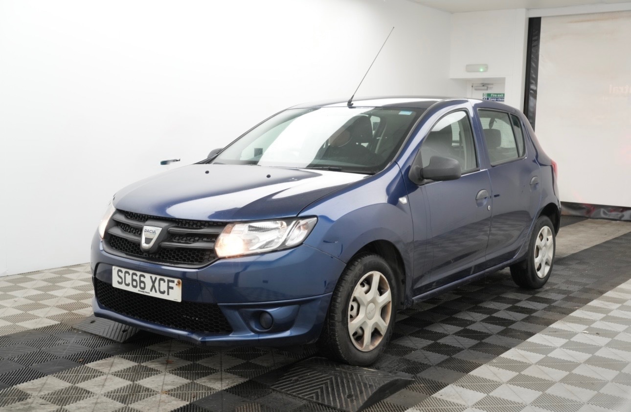 Used Dacia Sandero 2016 for sale - 76785446: Photo 1