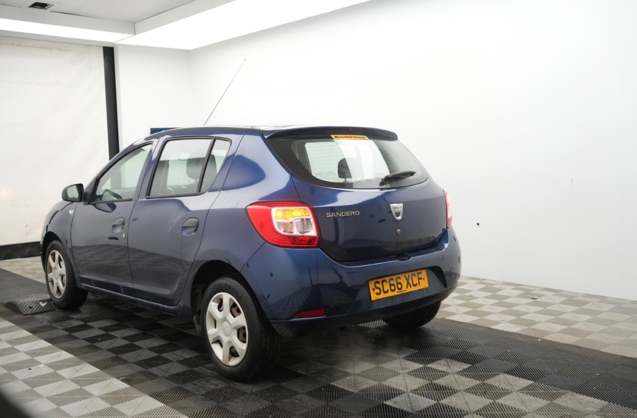 Used Dacia Sandero 2016 for sale - 76785446: Photo 2