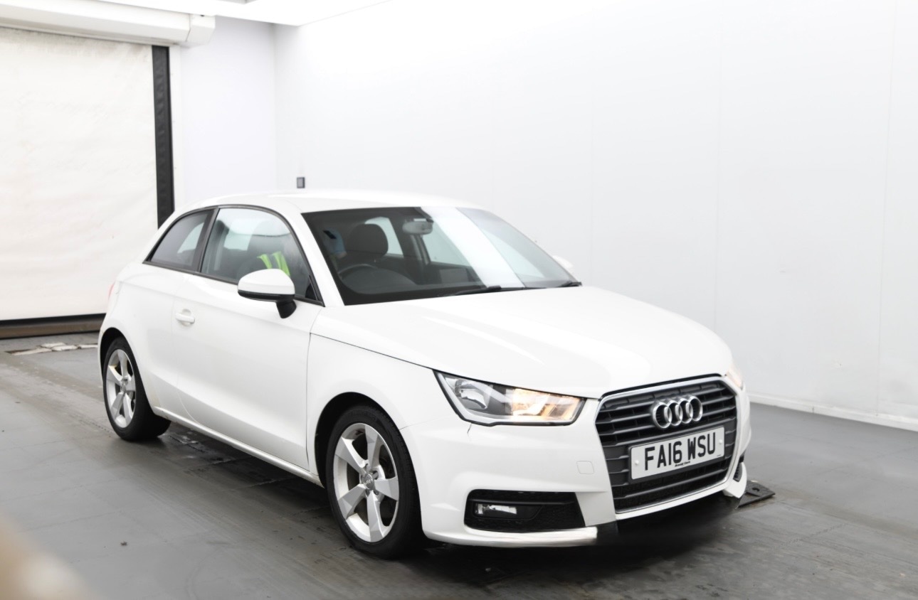 Used Audi A1 2016 for sale - 77047893: Photo 2