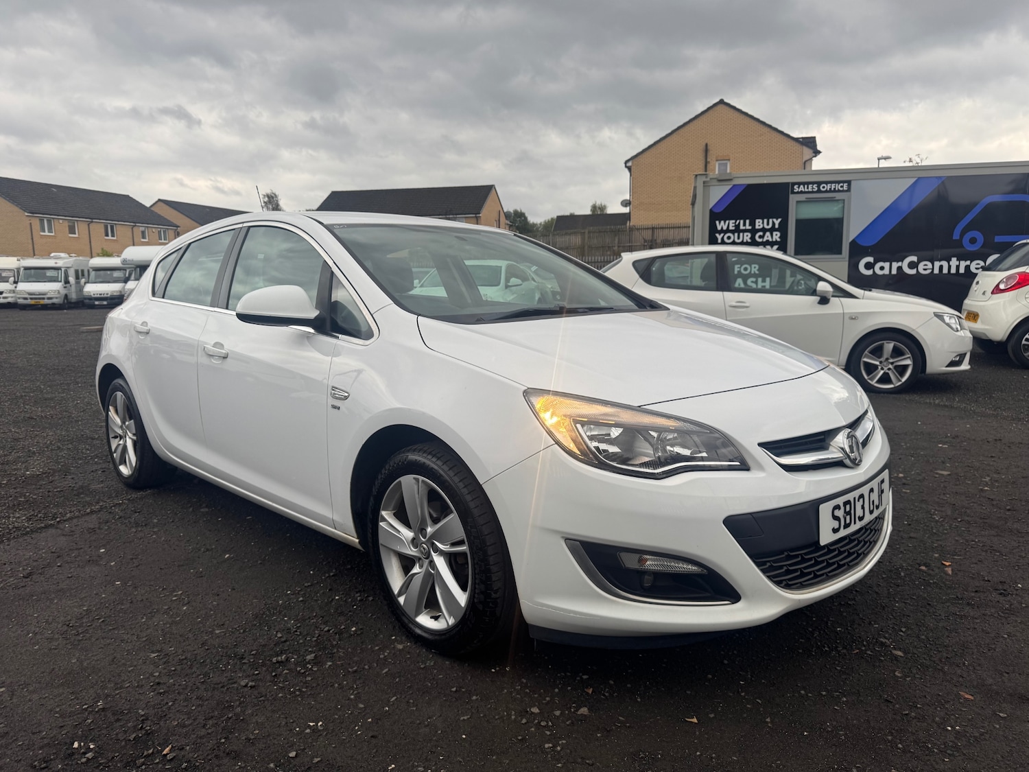 Used Vauxhall Astra 2013 for sale - 76143192: Photo 1