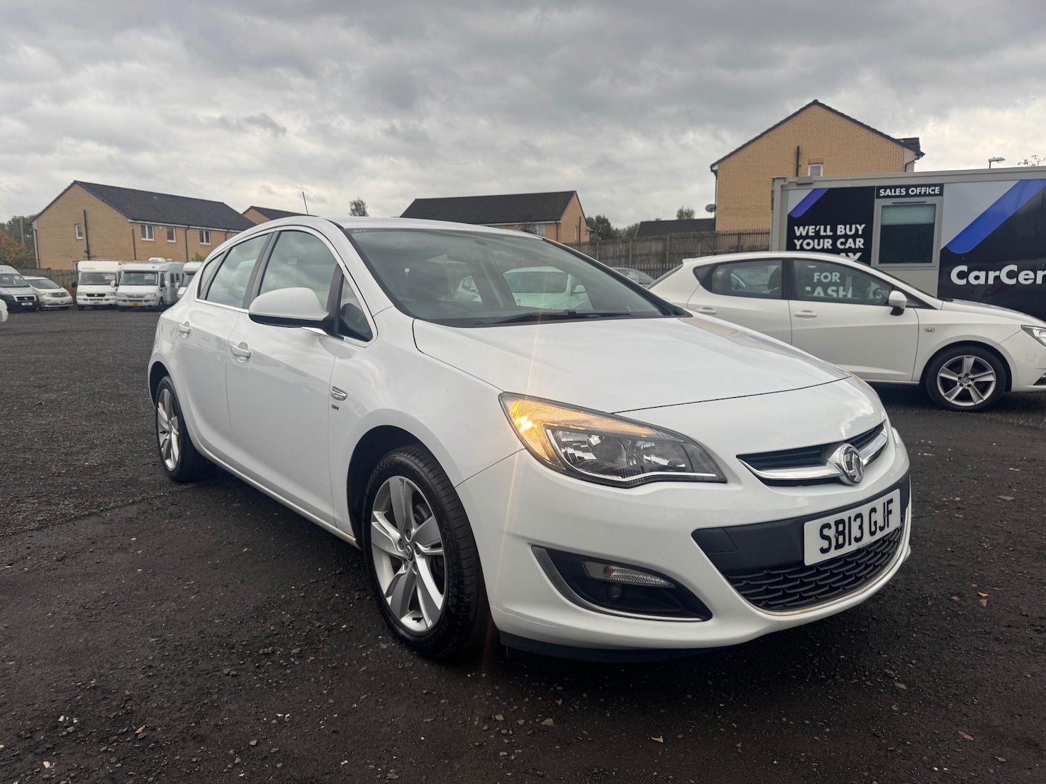 Used Vauxhall Astra 2013 for sale - 76143192: Photo 3