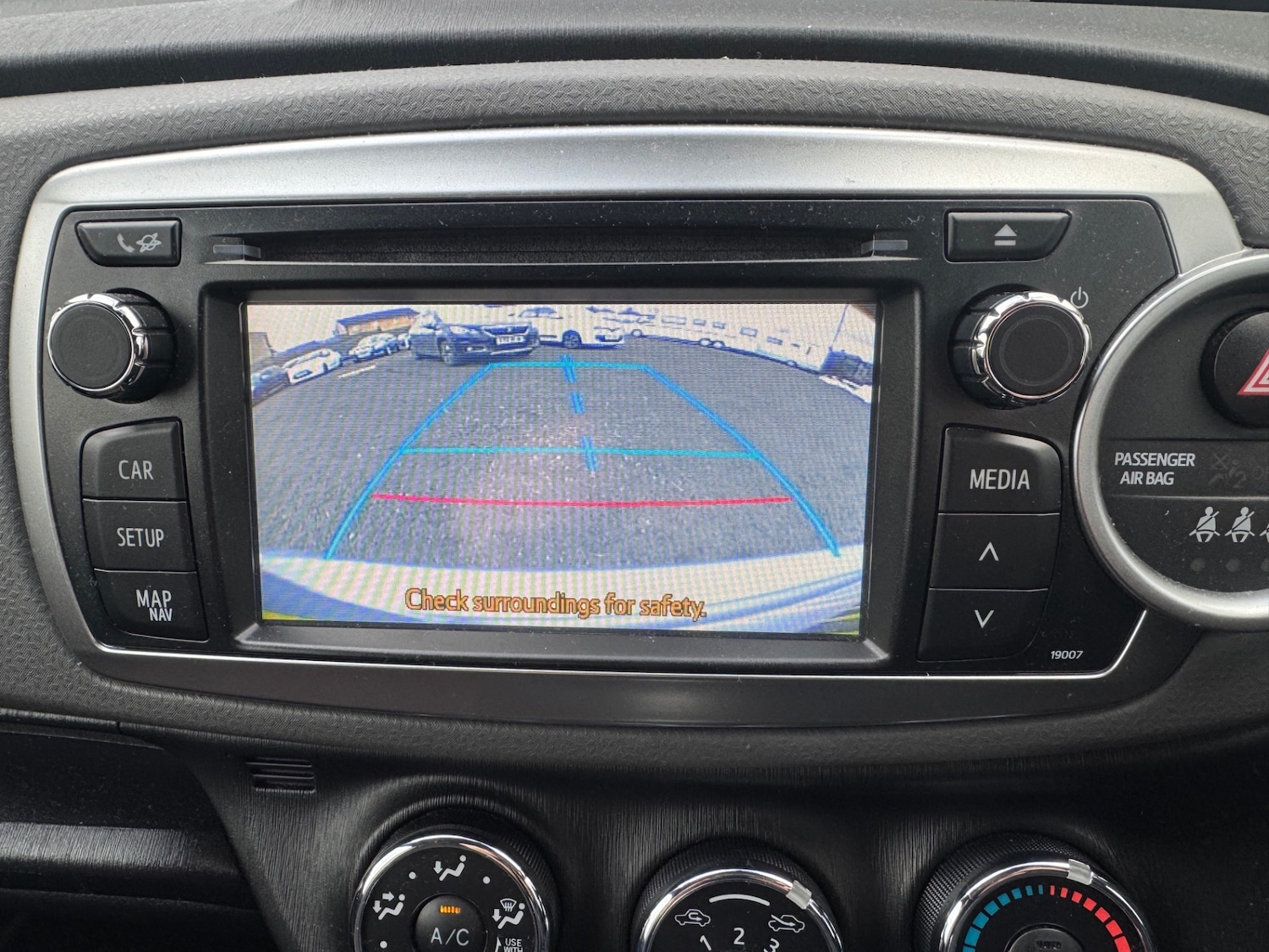 Used Toyota Yaris 2012 for sale - 77417972: Photo 11