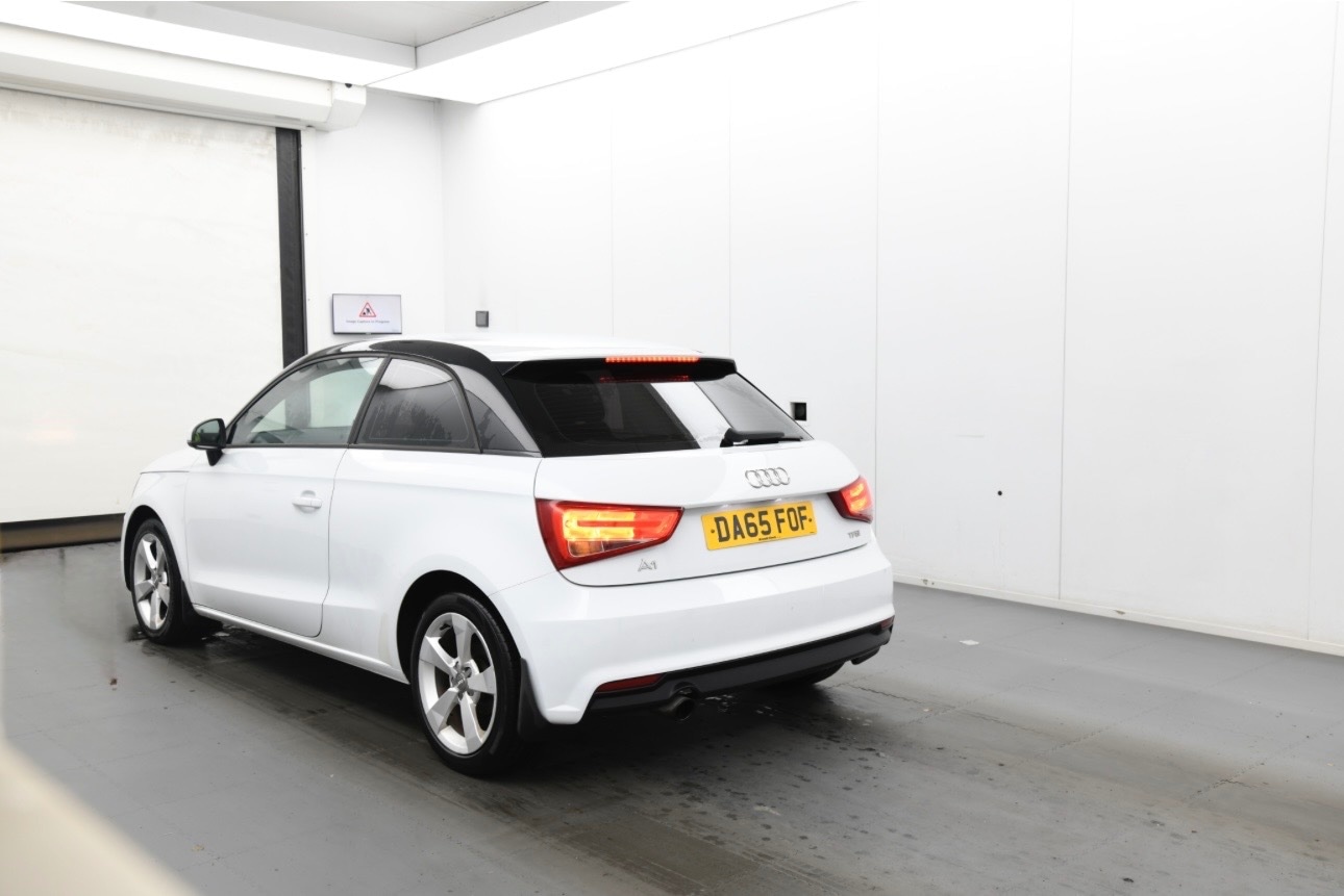 Used Audi A1 2015 for sale - 76426813: Photo 2