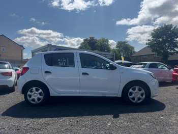 Used Dacia Sandero 2015 for sale - 74913145: Photo