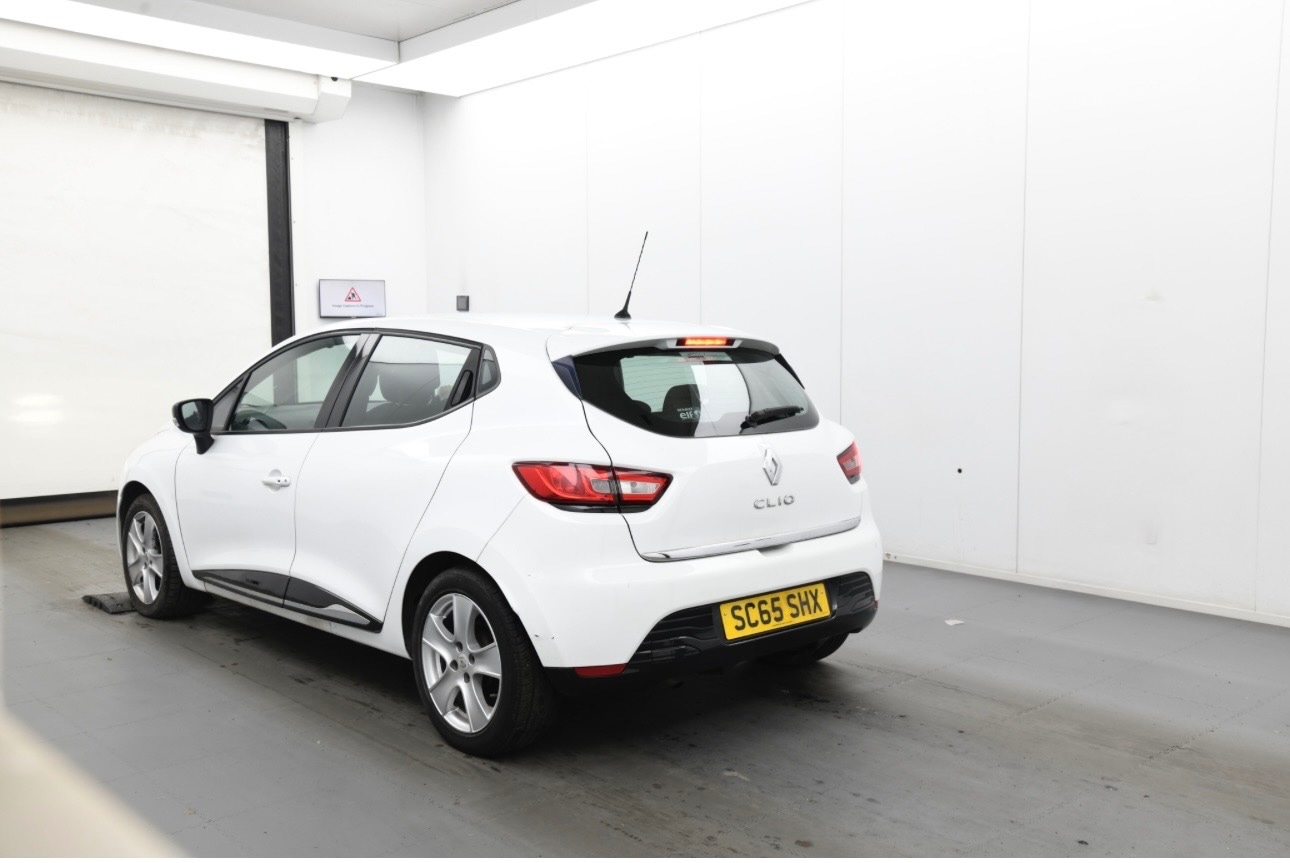 Used Renault Clio 2015 for sale - 76428358: Photo 2