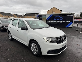 Used Dacia Sandero 2018 for sale - 77851217: Photo