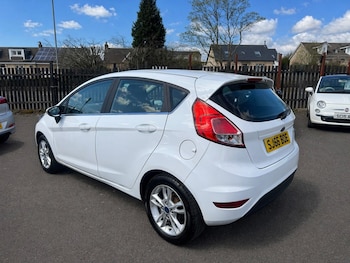 Used Ford Fiesta 2016 for sale - 78329355: Photo