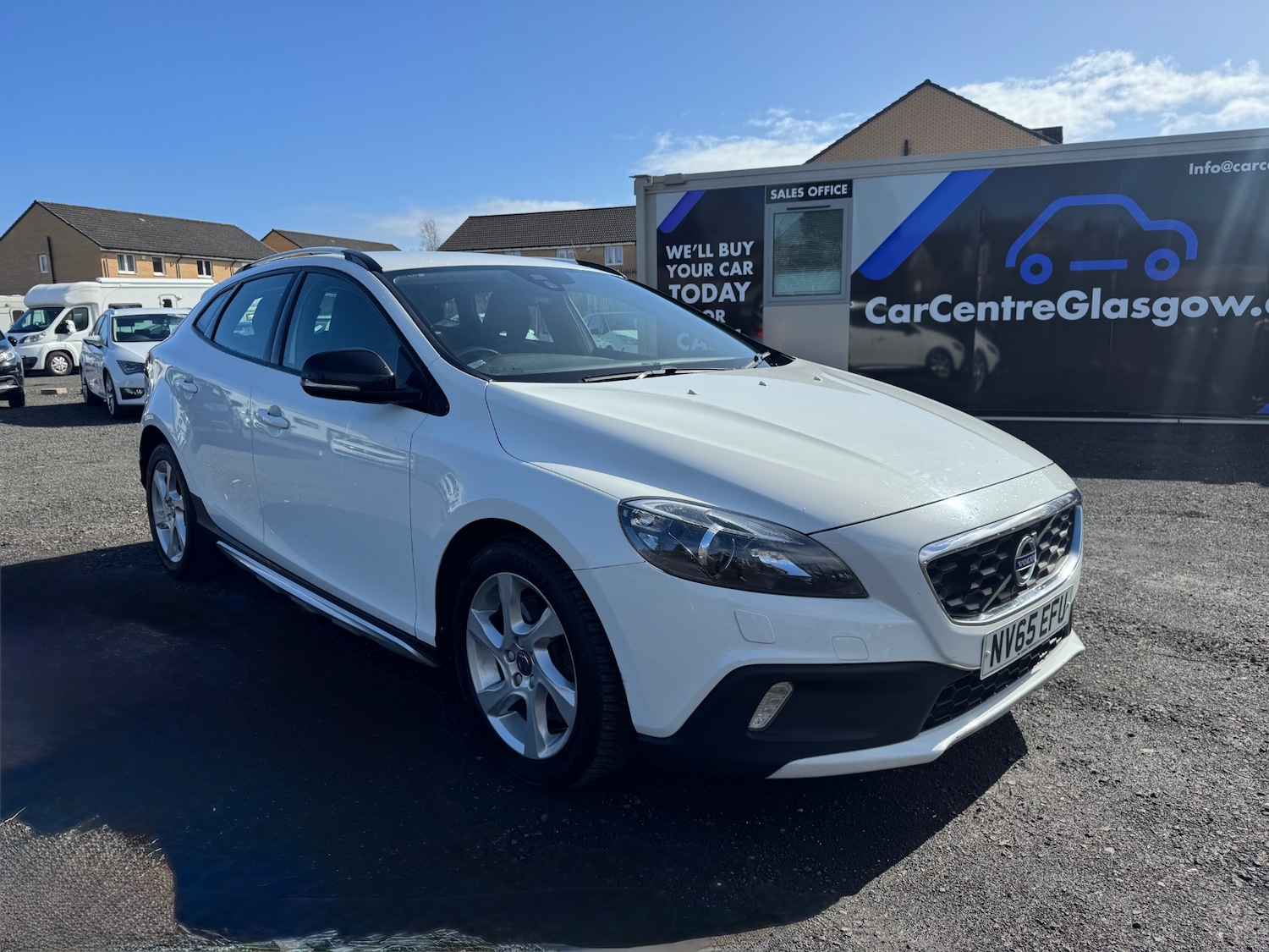 Used Volvo V40 2015 for sale - 77980644: Photo 1