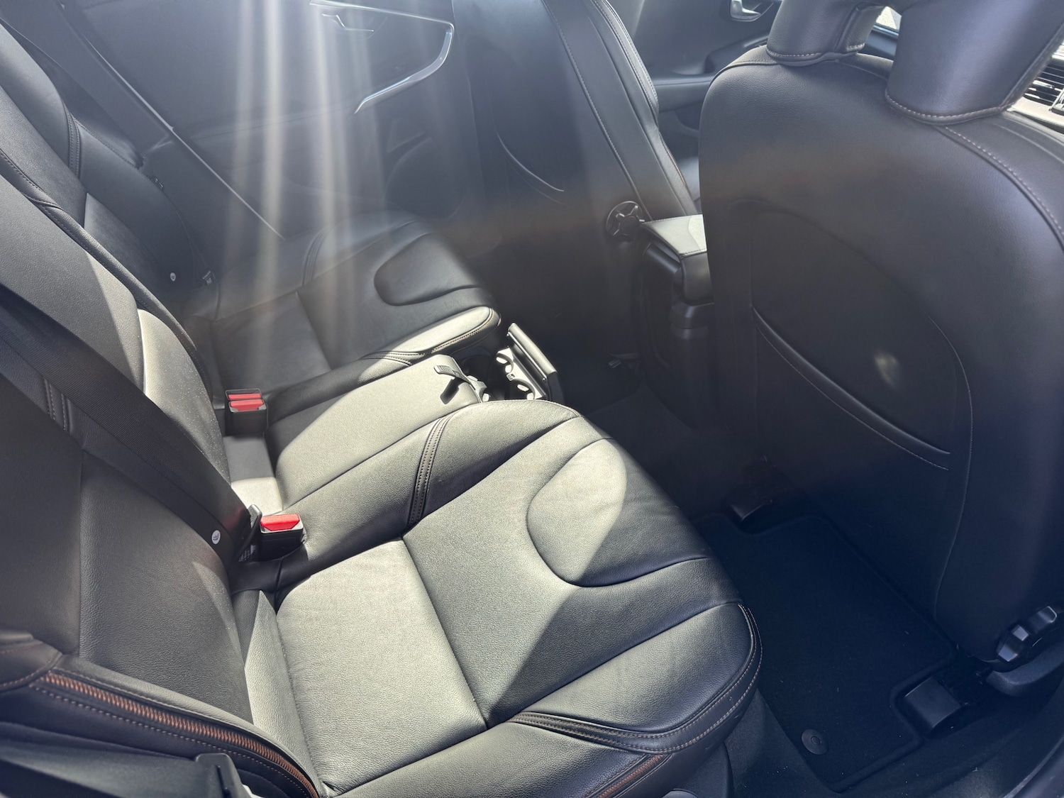 Used Volvo V40 2015 for sale - 77980644: Photo 11