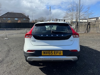 Used Volvo V40 2015 for sale - 77980644: Photo