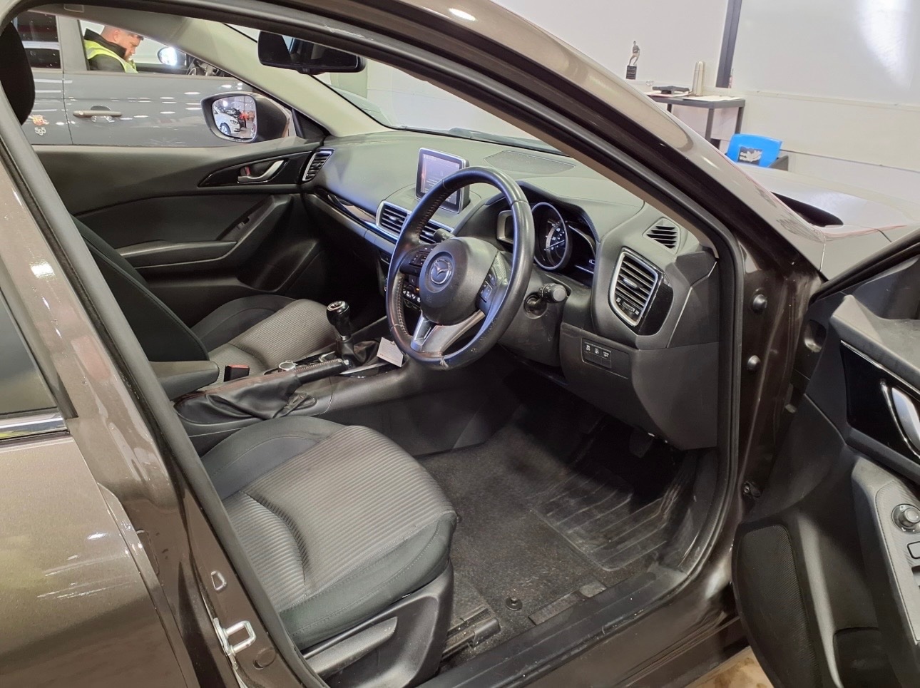 Used Mazda Mazda3 2016 for sale - 76553890: Photo 3