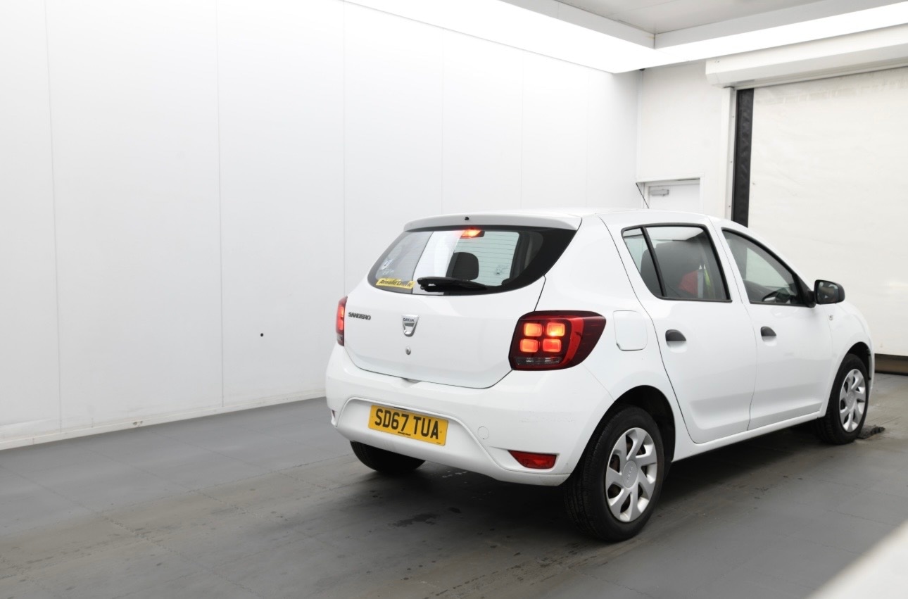 Used Dacia Sandero 2017 for sale - 76946309: Photo 3