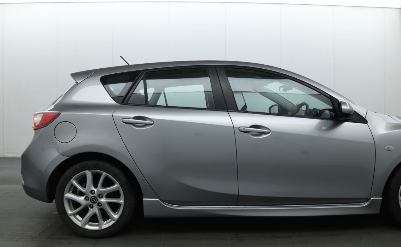 Used Mazda Mazda3 2012 for sale - 77934416: Photo 2