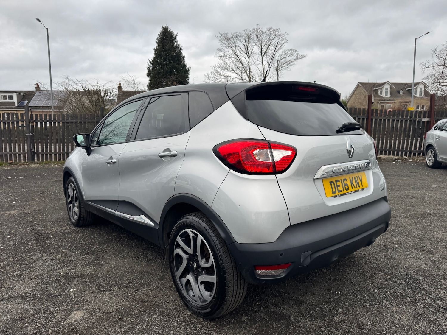 Used Renault Captur 2016 for sale - 77324563: Photo 5