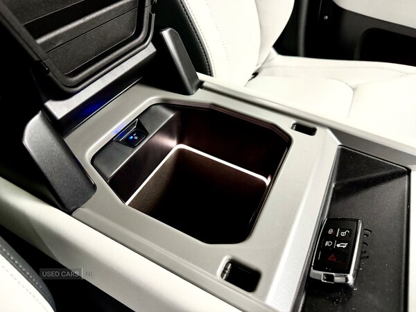 Used Land Rover Defender 2025 for sale - 77292246: Photo 17