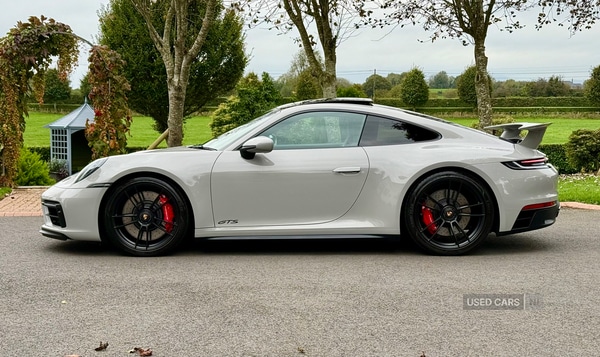 Used Porsche 911 2022 for sale - 76338044: Photo 2