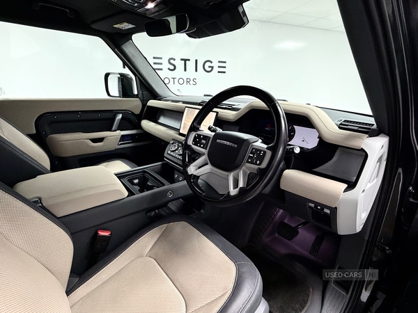 Used Land Rover Defender 2022 for sale - 76825302: Photo 10