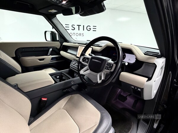 Used Land Rover Defender 2022 for sale - 77204349: Photo 10