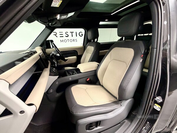 Used Land Rover Defender 2022 for sale - 77204349: Photo 12