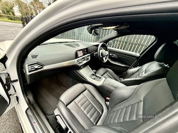 Used BMW 3 Series 2021 for sale - 76180002: Photo