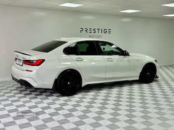 Used BMW 3 Series 2021 for sale - 76180002: Photo