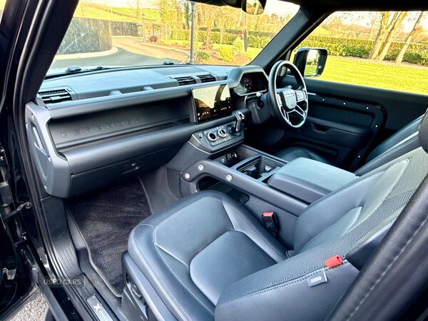 Used Land Rover Defender 2024 for sale - 74312456: Photo 13