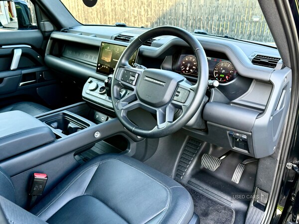 Used Land Rover Defender 2024 for sale - 74312456: Photo 9