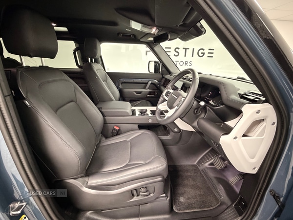 Used Land Rover Defender 2024 for sale - 76620760: Photo 12