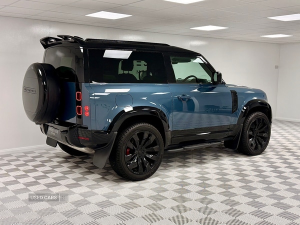 Used Land Rover Defender 2024 for sale - 76620760: Photo 3