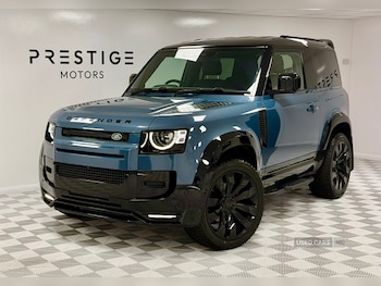 Used Land Rover Defender 2024 for sale - 76620760: Photo