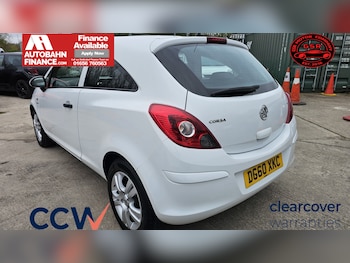 Used Vauxhall Corsa 2010 for sale - 78105033: Photo