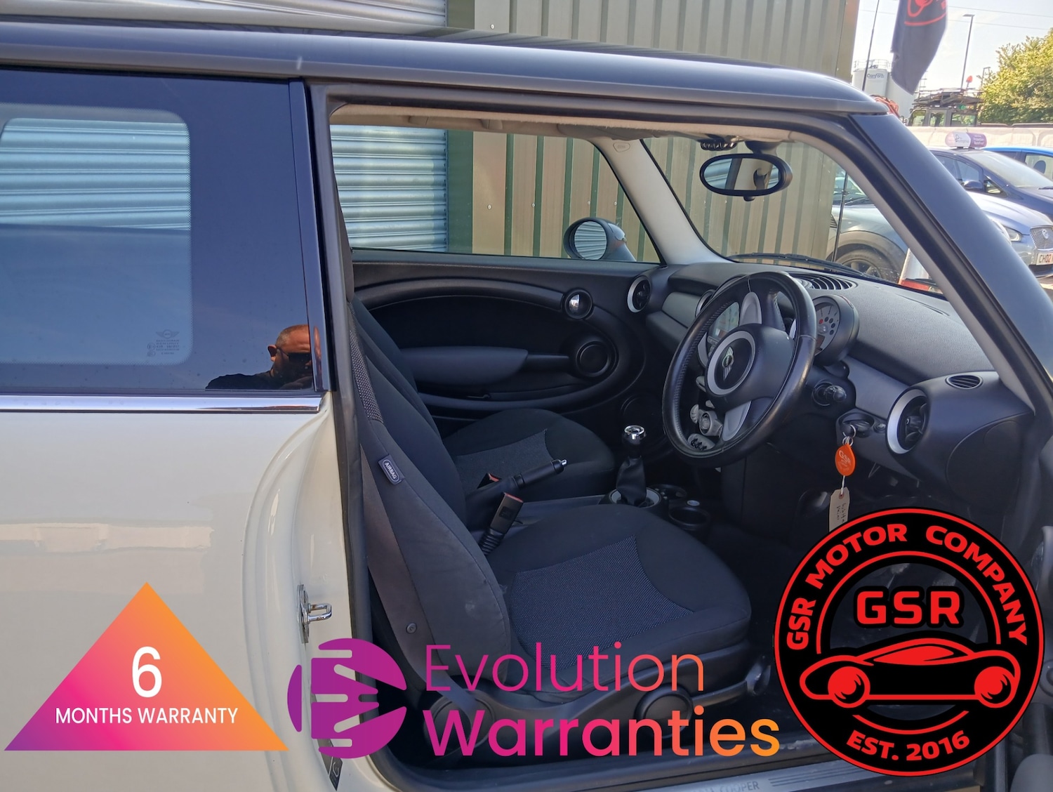 Used MINI Hatch 2009 for sale - 76947137: Photo 3