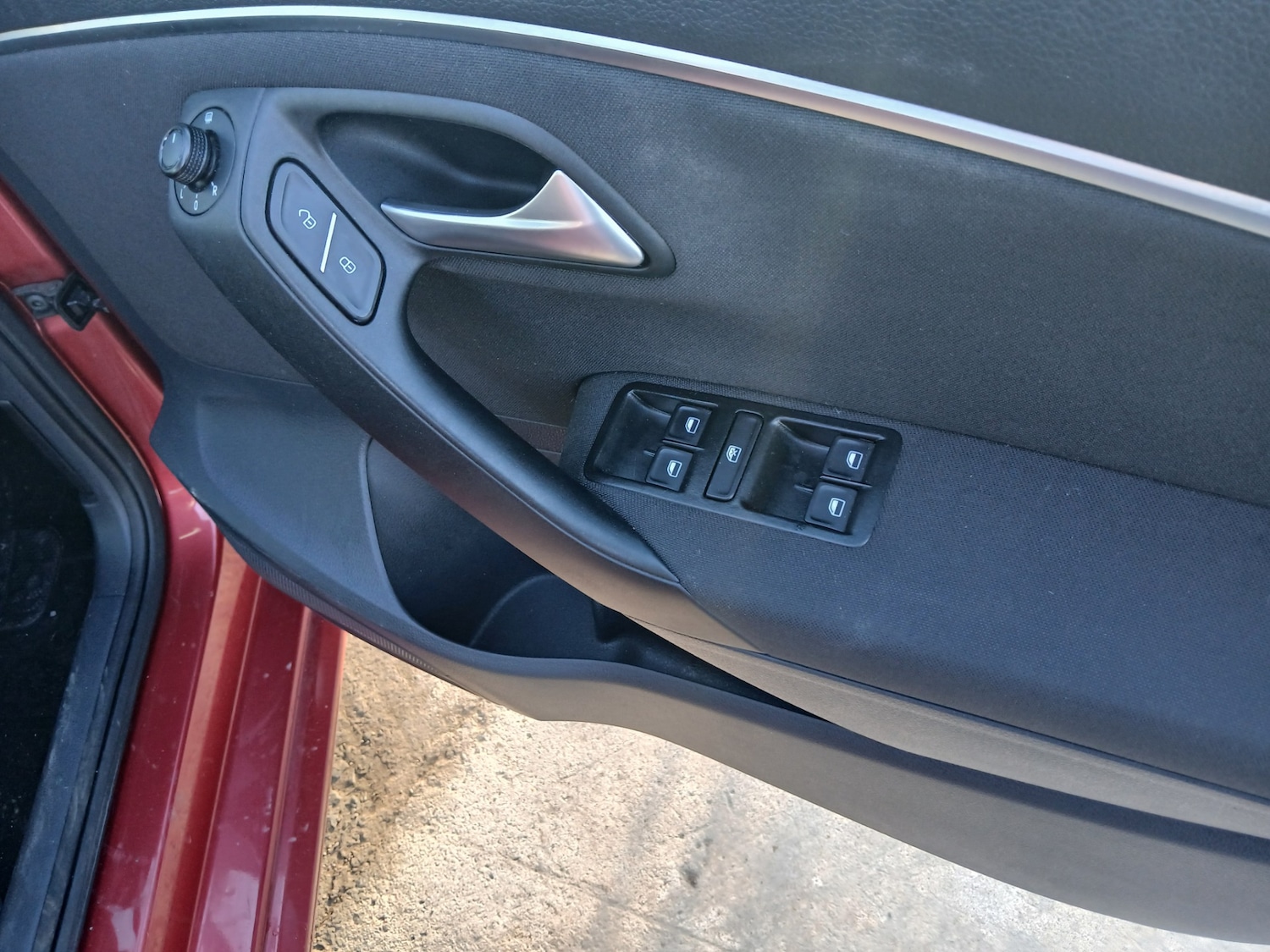 Used Volkswagen Polo 2015 for sale - 77350528: Photo 10