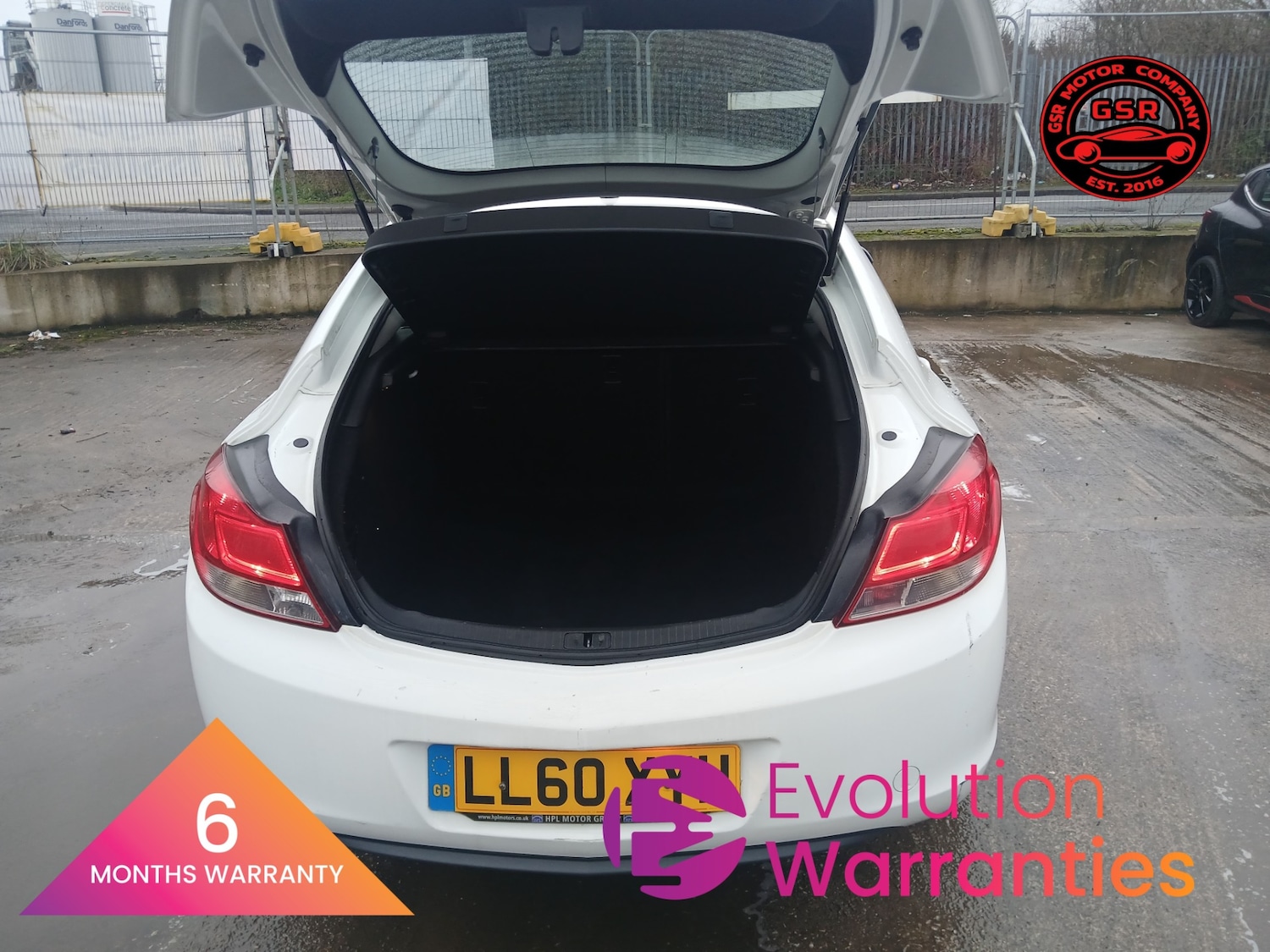 Used Vauxhall Insignia 2011 for sale - 77517767: Photo 8